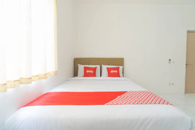 Rotterdam Guest House by OYO