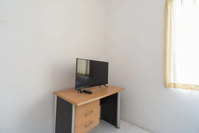 Rotterdam Guest House by OYO