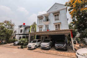 Studento Guest House by OYO Rooms