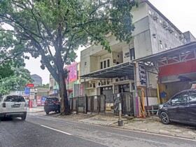 Super Oyo 90689 Lily House