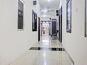 Super Oyo 90689 Lily House