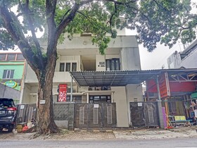 Super Oyo 90689 Lily House