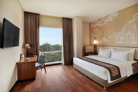 Swiss Belhotel Airport