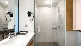 THE 1O1 Jakarta Airport CBC