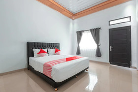 Trans Hotel by OYO Rooms