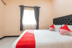 Trans Hotel by OYO Rooms