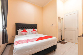 Trans Hotel by OYO Rooms