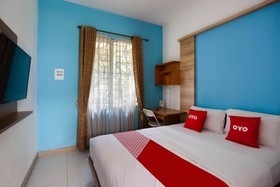 Wisma Bougenville Syariah by OYO Rooms