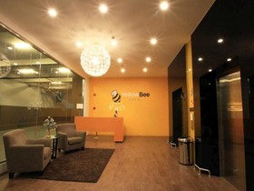 Yellow Bee Hotel – Tangerang