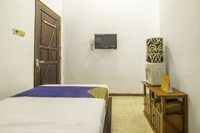 Hotel Aden 2 Syariah by OYO Rooms