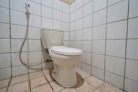 Super OYO Capital O 94108 Hotel Abad