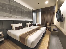 Aveon Hotel Yogyakarta by Daphna International