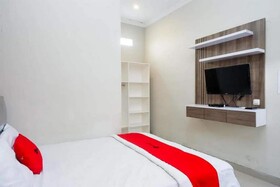 Berlian Homestay Wirobrajan by Reddoors