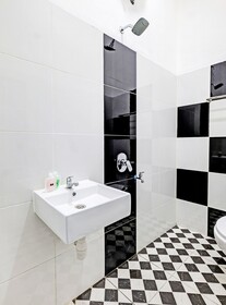 Capital O 92963 Global House Syariah