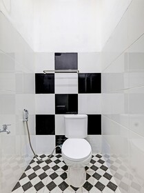 Capital O 92963 Global House Syariah