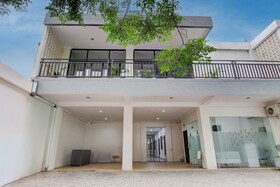 Capital O 93266 Palmier Hotel