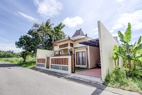 Capital O 93718 Homestay 3 Bidadari