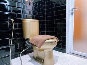 Ketuk Pintu by Turu Kene