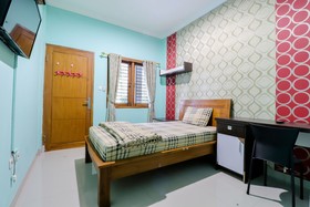 Khatarina Female Residence