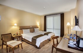 Merapi Merbabu Hotel Yogyakarta Powered by Archipelago