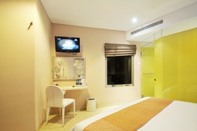 PYRENEES Malioboro Hotel
