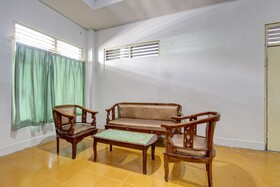 Spot On 93717 Nayus Homestay Syariah 4