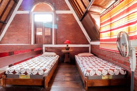 Twin Manggo Homestay