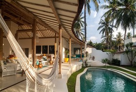 De'Coco Villa and Suites