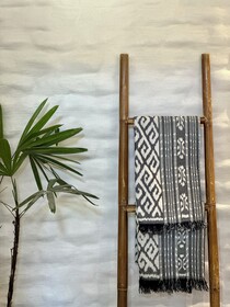 Hani Hideaway