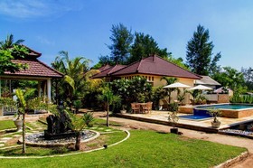 Tropical Hideaways Resort
