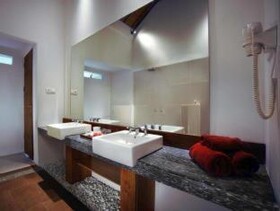 Aston Sunset Beach Resort - Gili Trawangan