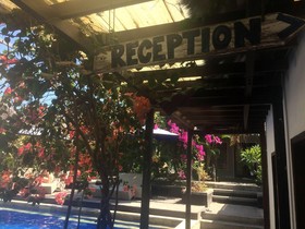 Bale Sampan Bungalows