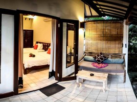 Bale Sampan Bungalows