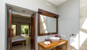 Bale Sampan Bungalows