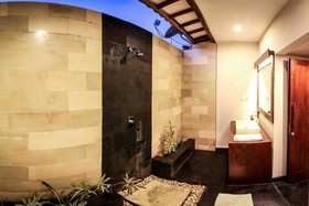 Bale Sampan Bungalows
