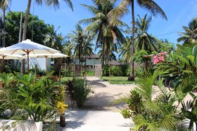 Coco Lemon Gili Resort