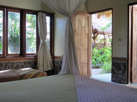 Corner Hideaway Bungalows