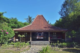 Desa Dunia Beda Resort
