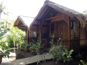 Flush Makmur Bungalows