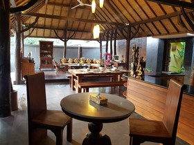Gili Exotic Villas