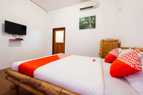 Gili Hill Cottage by OYO Rooms