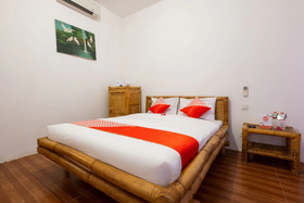 Gili Hill Cottage by OYO Rooms