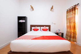 Gili Hill Cottage by OYO Rooms
