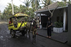 Gili Khumba Villas