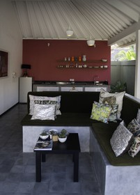 Gili Khumba Villas