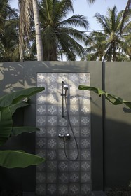 Gili Khumba Villas