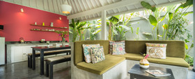 Gili Khumba Villas