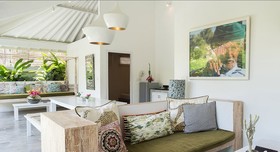 Gili Khumba Villas