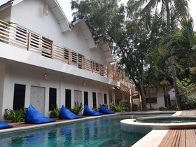 Living Trawangan Hotel