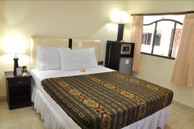 Gili T Resort